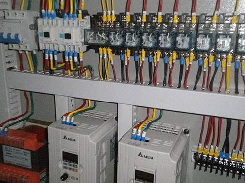 实验室电气系统-设计标准